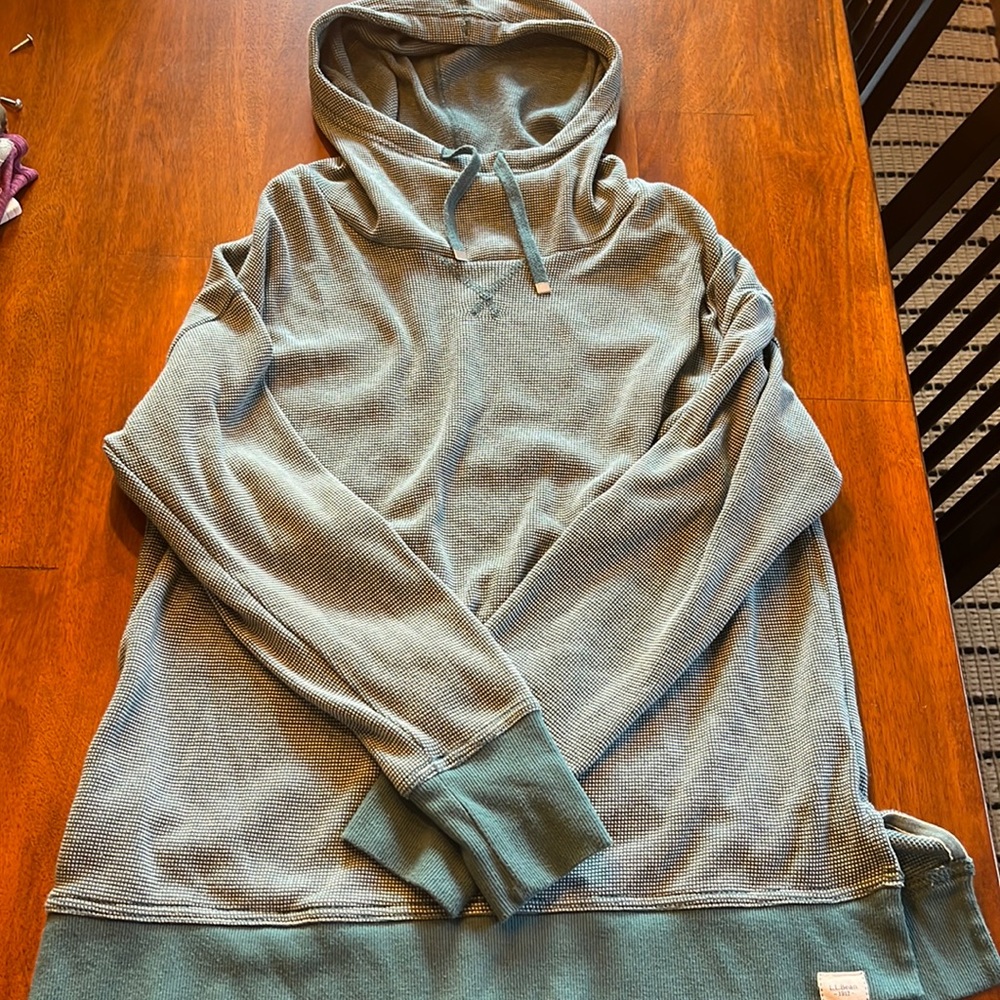 LL Bean scuba light weight hoodie